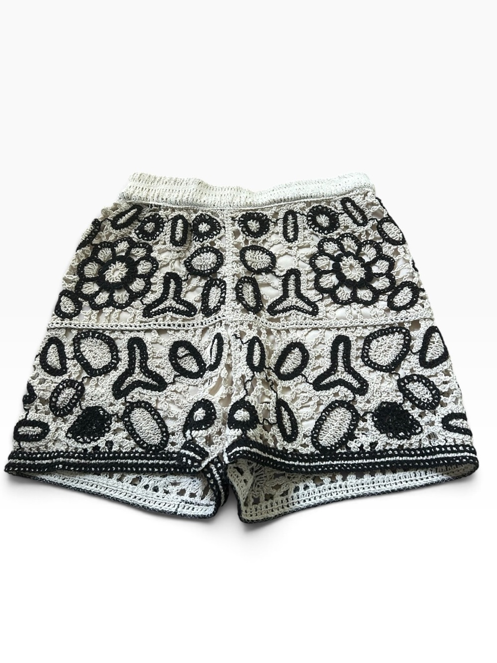 Rebello Woven Crochet Floral Lace Shorts - Black & Cream